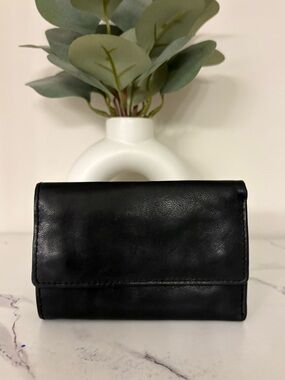 Wilson's Leather Vintage Wallet/Key Holder